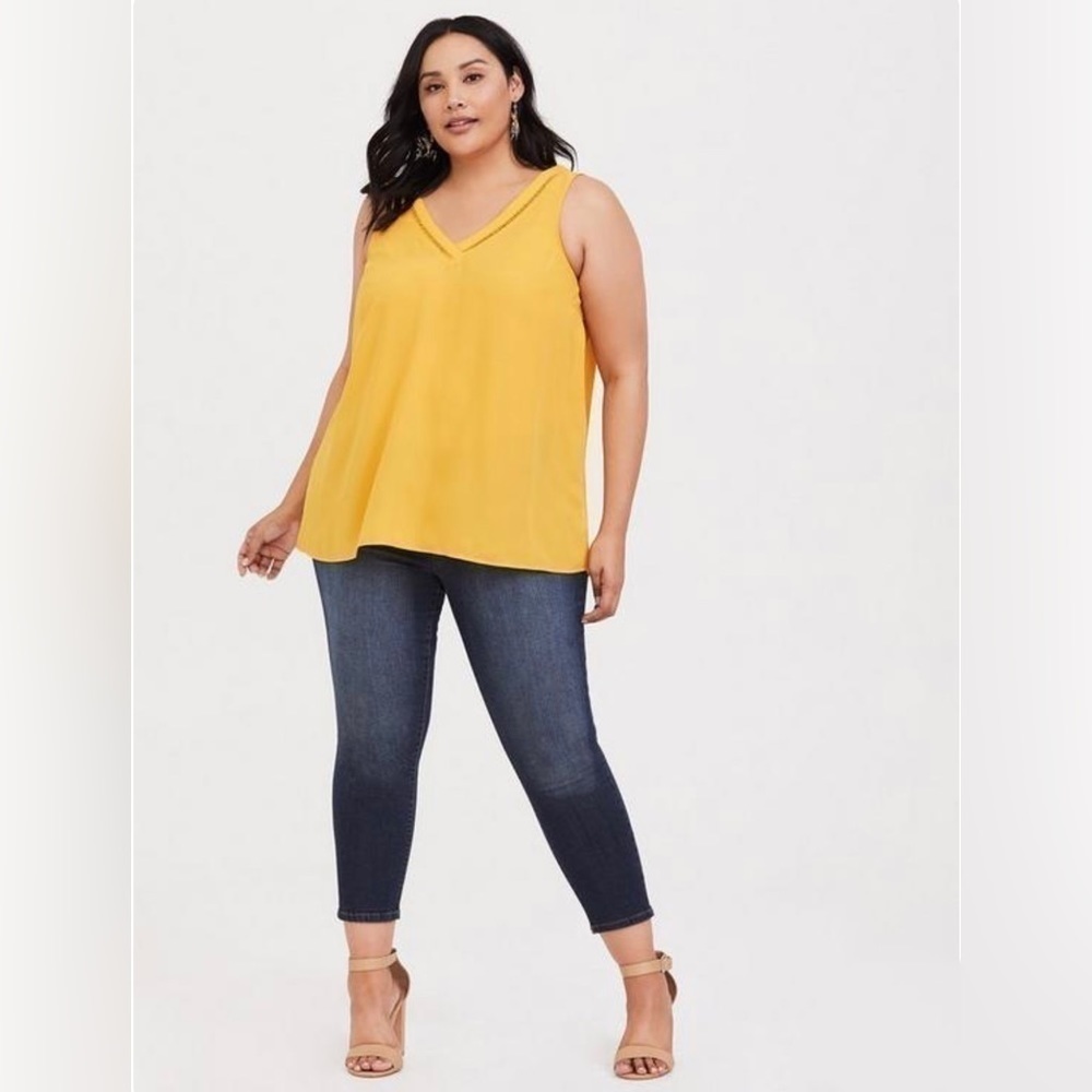 TORRID Golden Yellow Georgette Eyelet Trim Tank Top Women’s Size Medium